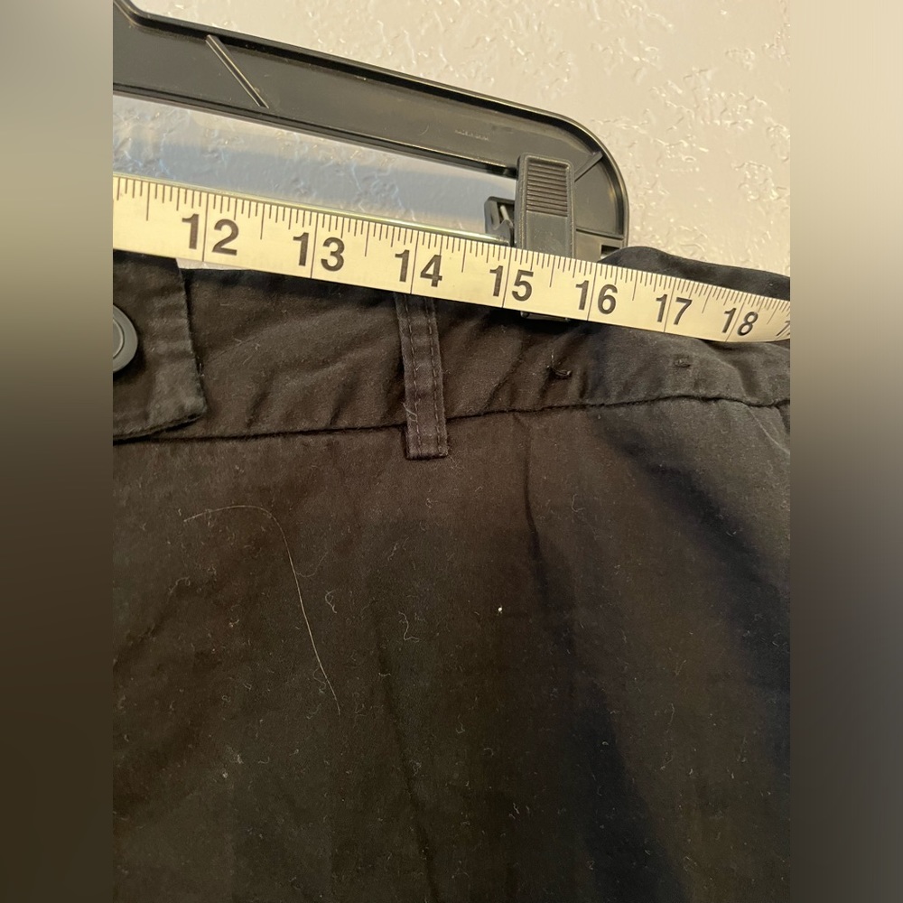 Capri Pants - Picture 6 of 7